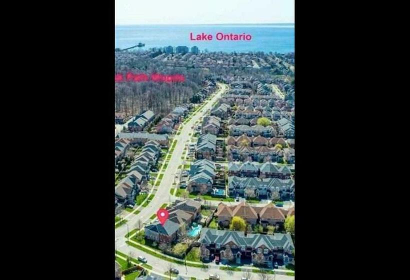 Пансион Cozy Apartment In Oakville , Ontario , Canada