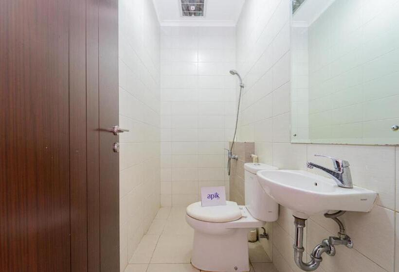 فندق صغير Apik Kamila Bsd