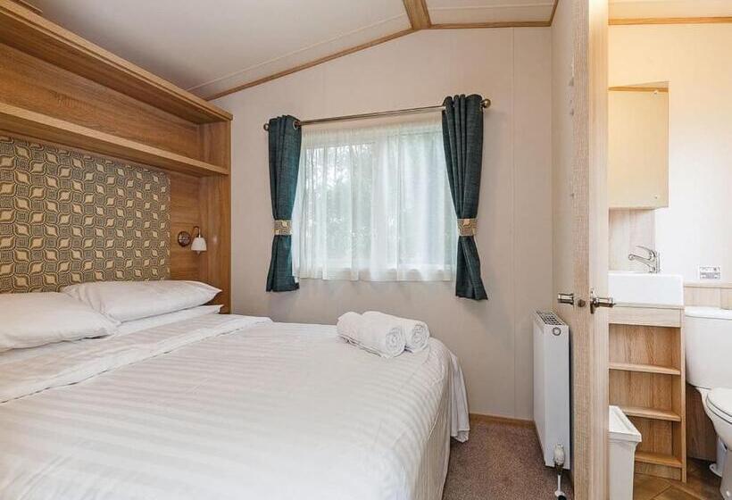 리조트 Bucklegrove Holiday Park