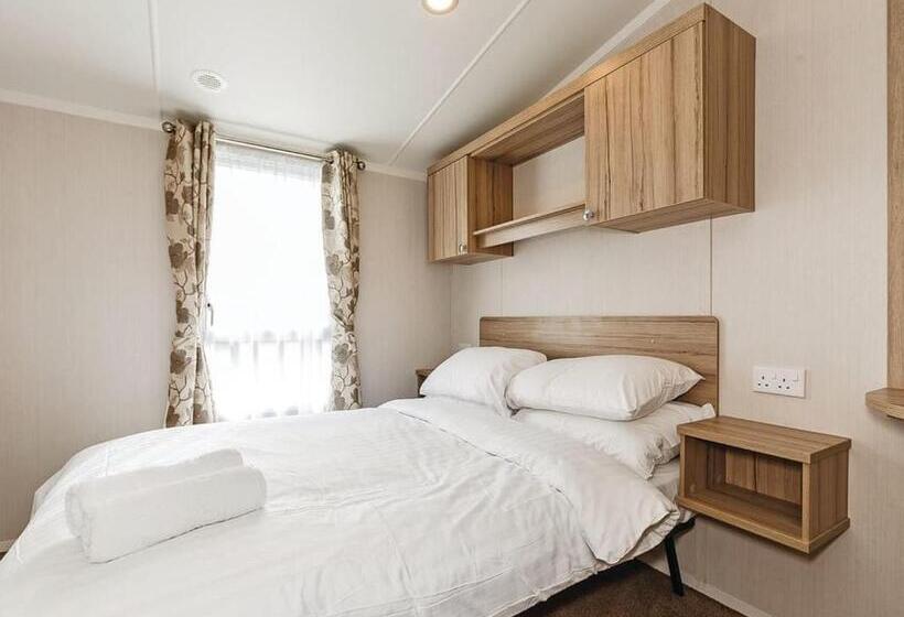 리조트 Bucklegrove Holiday Park