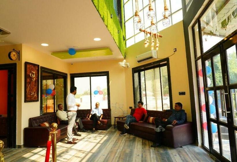 Отель Atharva Greens Club And Resorts