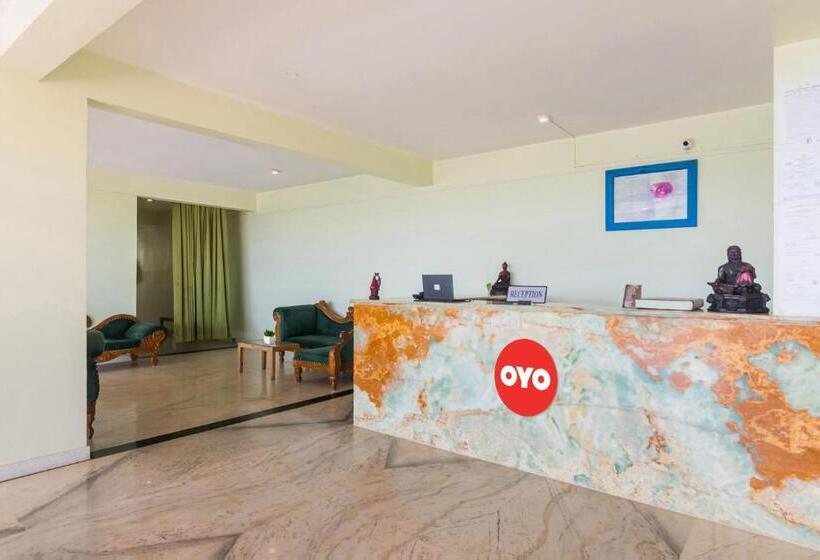 فندق Capital O The Great Ocean View