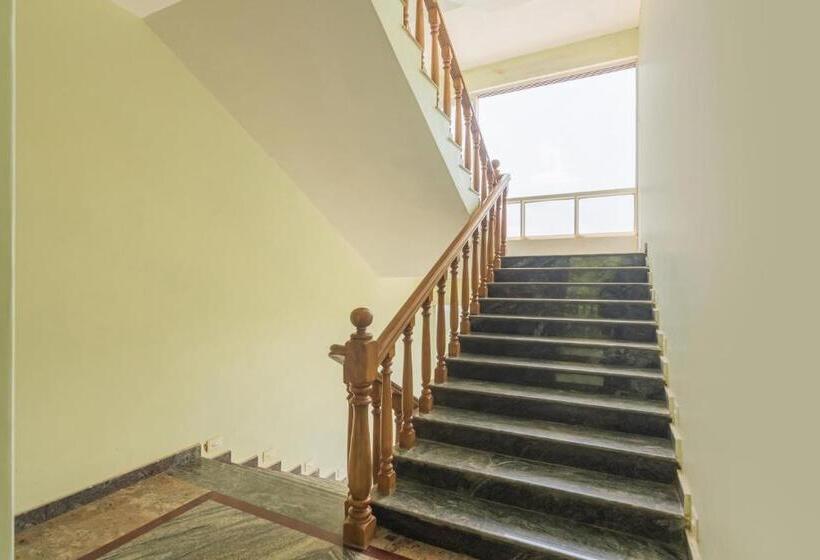 فندق Capital O The Great Ocean View