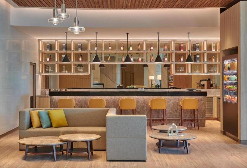 هتل Courtyard By Marriott Setia Alam