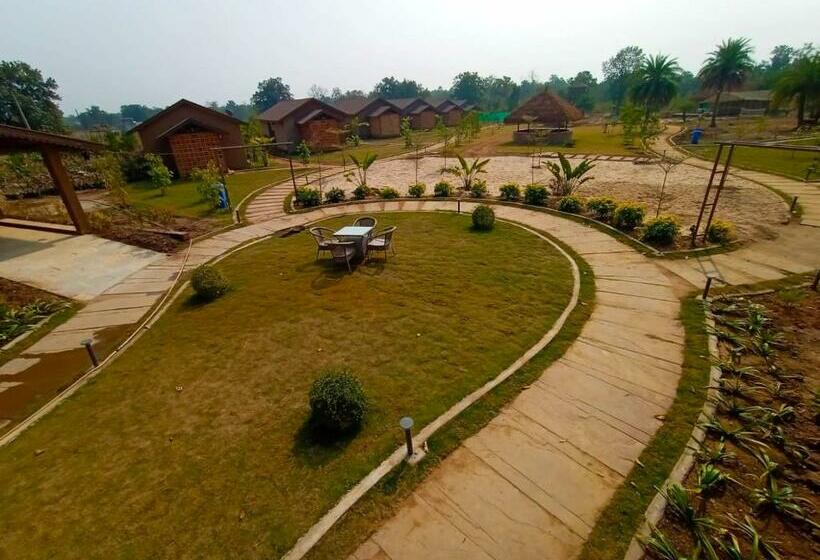 Отель Orient Woods Pench