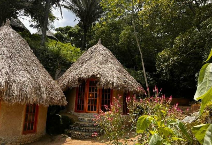 هتل Tawaca Green Zone