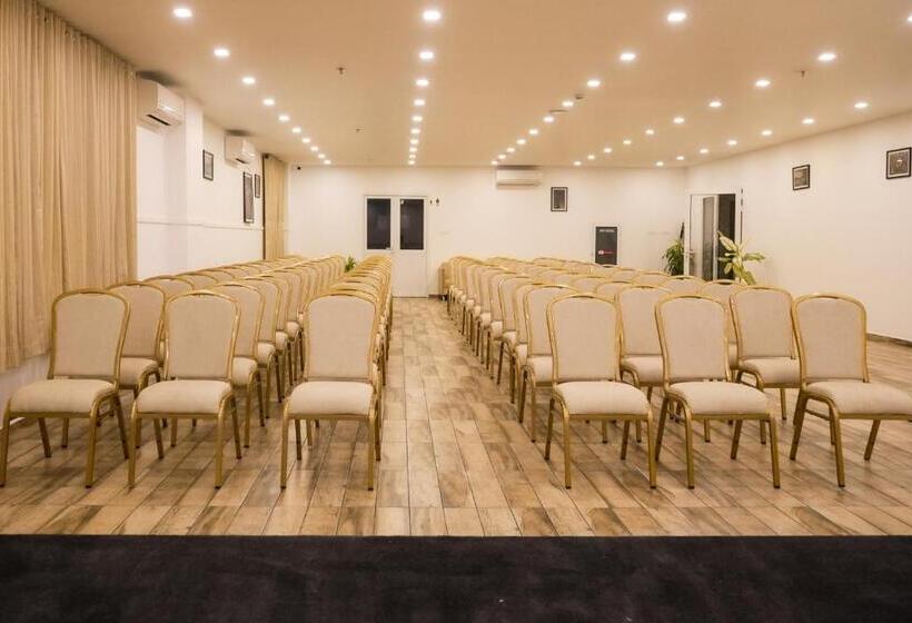 酒店 Tea Tree Suites Manipal