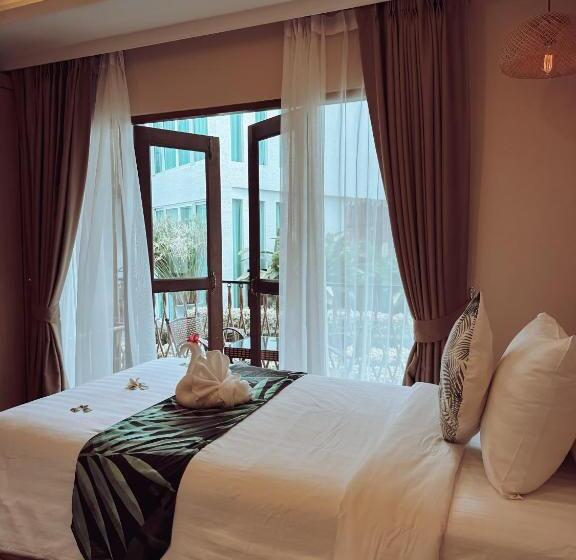 هتل Vannee Golden Sands Beachfront Resort