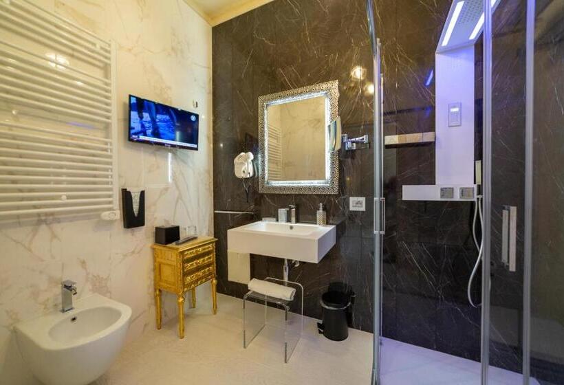 پانسیون Leucosya Luxury Rooms