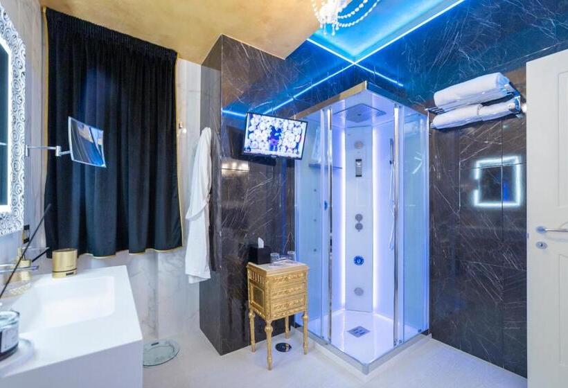 پانسیون Leucosya Luxury Rooms