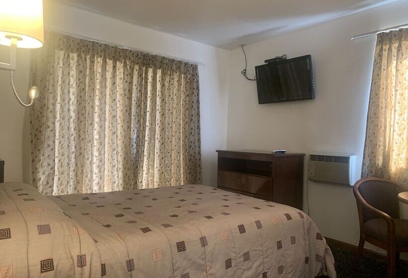 River Inn Motel
