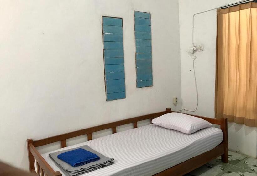 The House Hostel