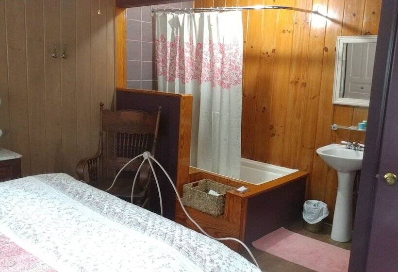 צימר Black Mountain Inn