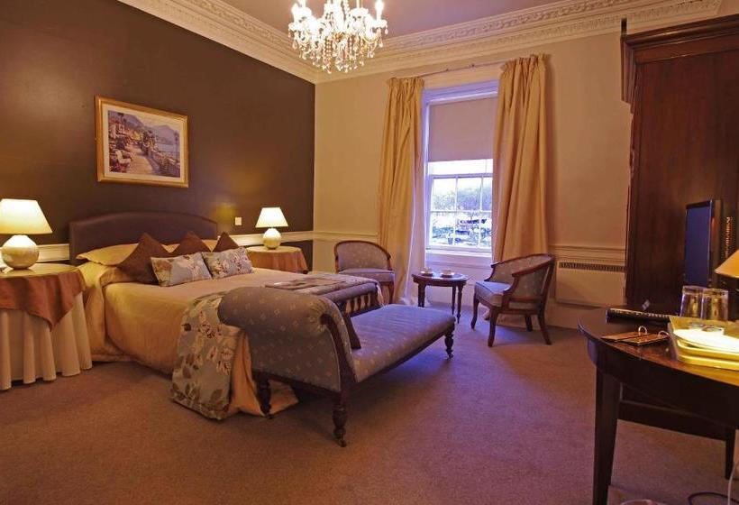 تختخواب و صبحانه Cairnbaan