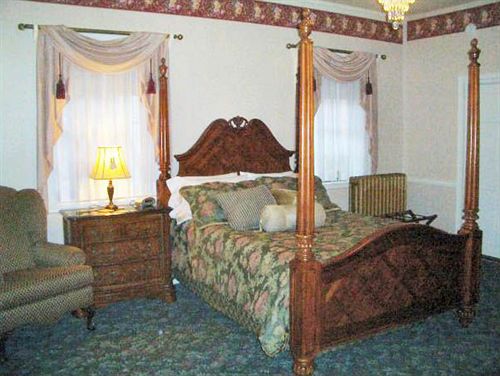 Carlisle House Bed And Breakfast