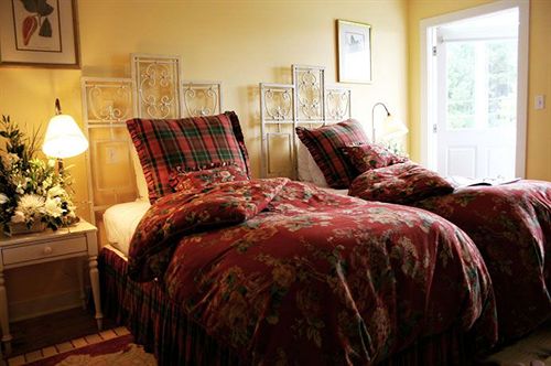 مبيت وإفطار Five Gables Inn And Spa