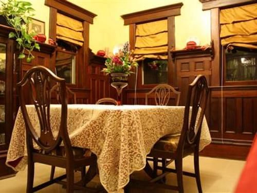 צימר Plum Grove Inn