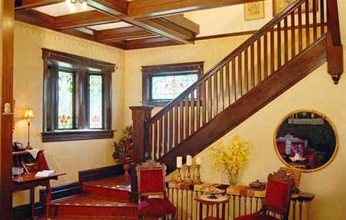 مبيت وإفطار The Pillar Inn
