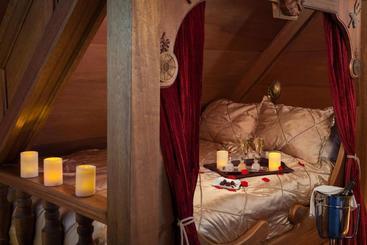 Victorian Mansion Bed And Breakfast Inn