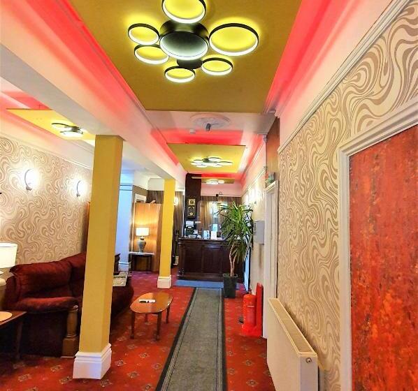 مبيت وإفطار Yardley Manor