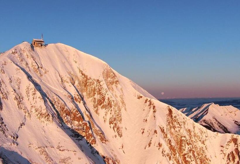 فندق Big Sky Resort Village Center