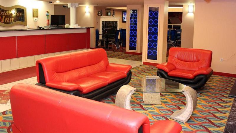هتل Crystal Star Inn Edmonton Airport With Free Shuttle To And From Airport