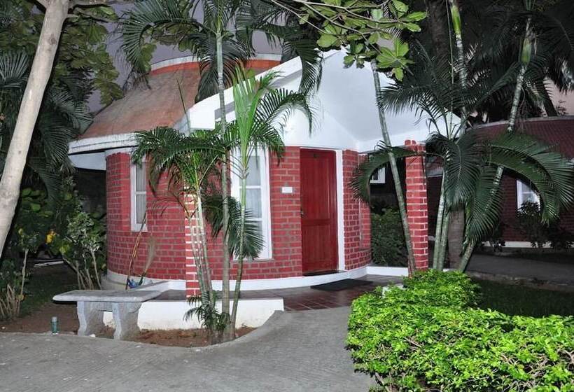 בית מלון כפרי Green Coconut Resort