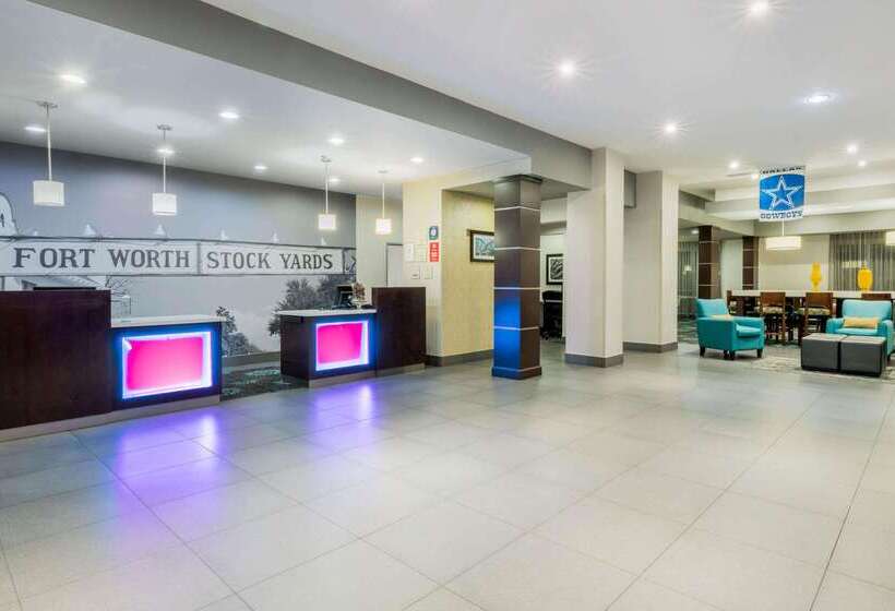 هتل La Quinta By Wyndham Fort Worth Eastchase