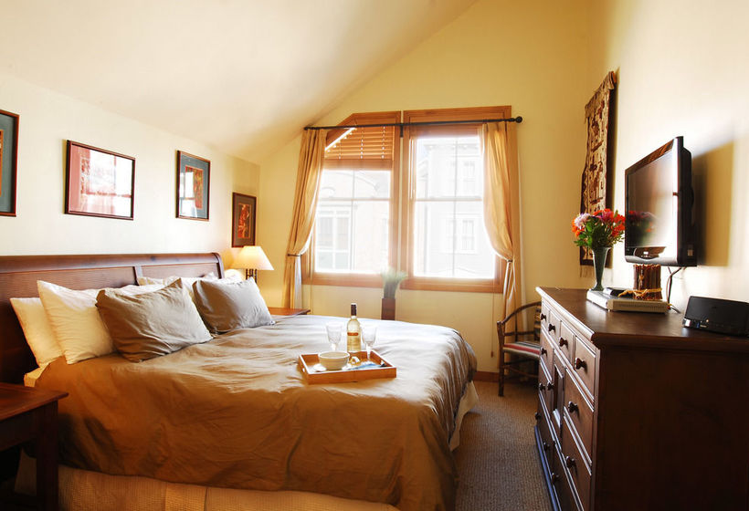 בית מלון כפרי Lift Lodge Condo