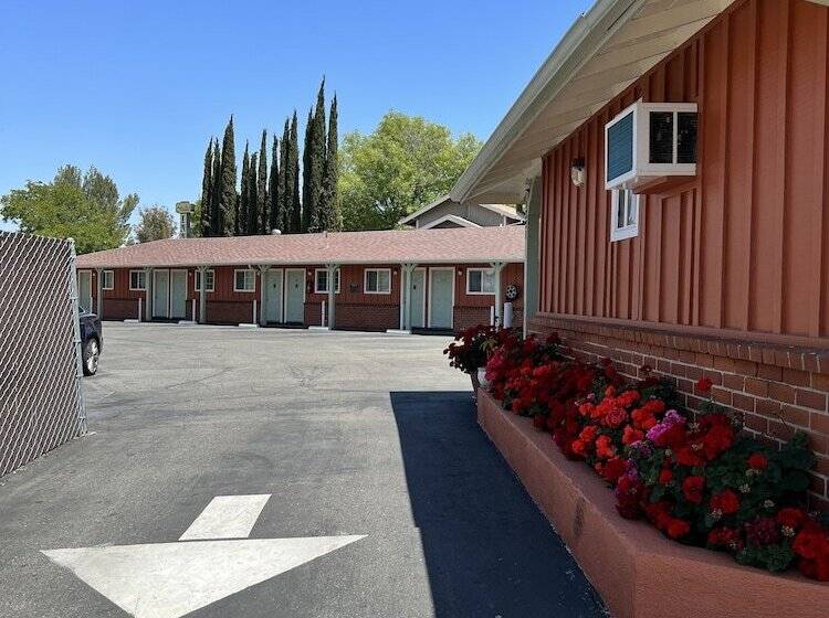 בית מלון כפרי Studio Inn Livermore