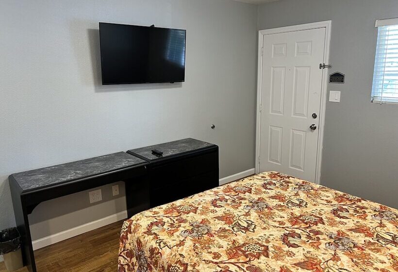 בית מלון כפרי Studio Inn Livermore