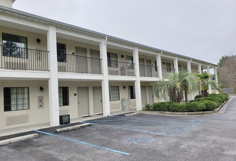 מוטל Peach Tree Inn