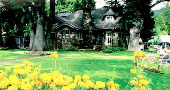Мотель Strawberry Valley Inn