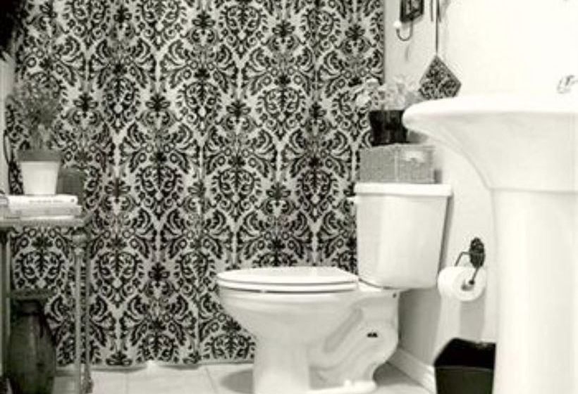 River Rock Bed And Breakfast Cottages