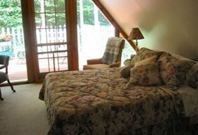 Rock Laurel Bed And Breakfast