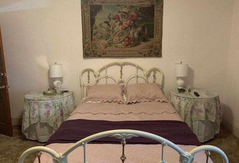 The Amberson House Bed & Breakfast
