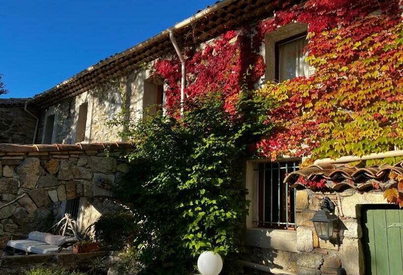 Bed and Breakfast Le Priolat Des Anges Aux Portes Des Gorges Du Verdon