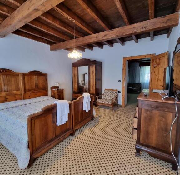ベッドアンドブレックファースト Trattoria Albergo All Alpino