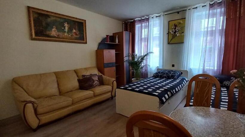 Hostel Cion
