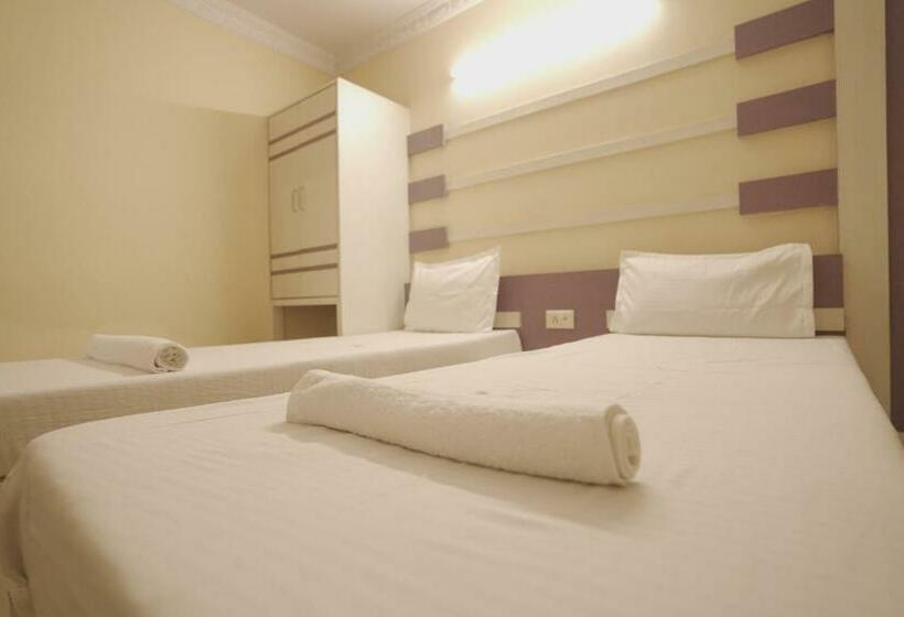 Отель Hari Dham Guest House By Wb Inn