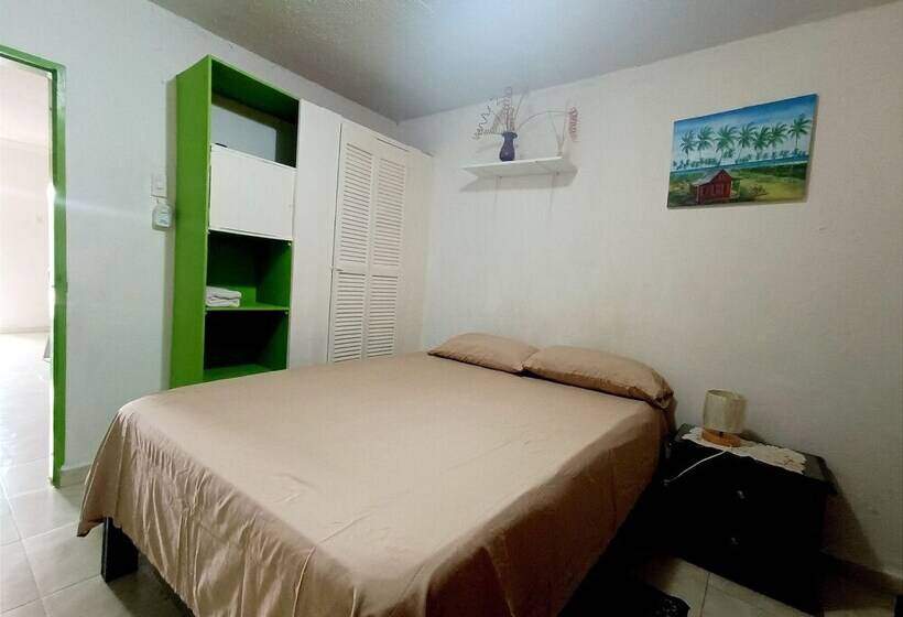 پانسیون Room In House   Posada Nativa Green Sea San Luis