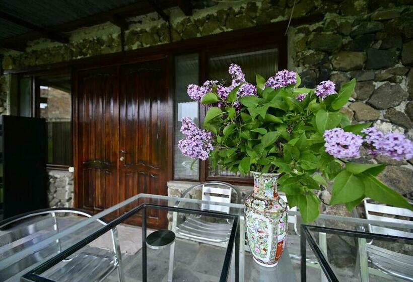 پانسیون Sevan Tarsus Guesthouse