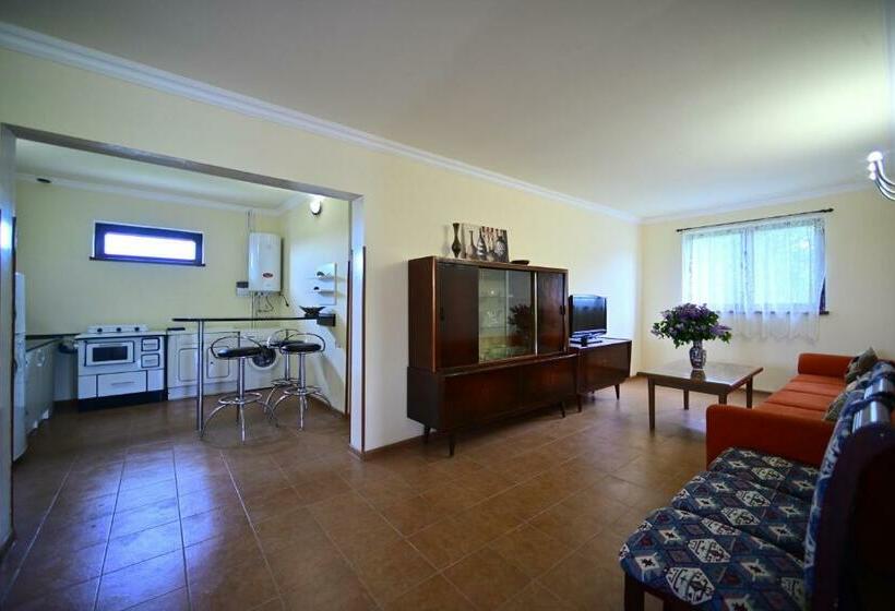 پانسیون Sevan Tarsus Guesthouse