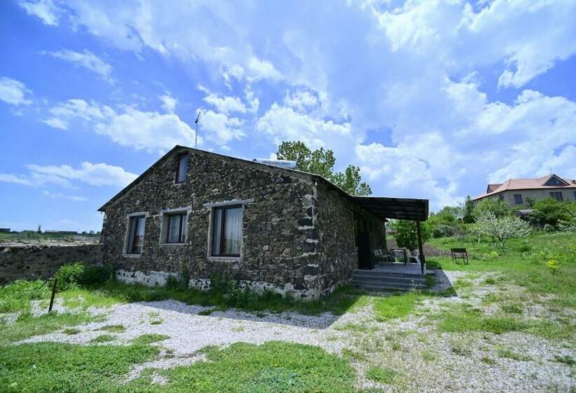 پانسیون Sevan Tarsus Guesthouse