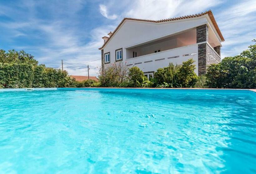 بنسيون Vip House   Pool & Beach In Caparica