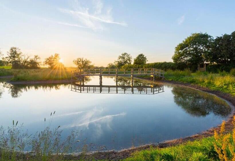 리조트 Bowbrook Lodges