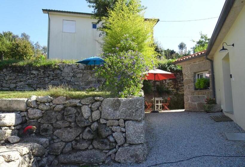 مبيت وإفطار A Casa Com 2 Pereiras