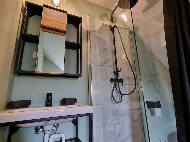 ベッドアンドブレックファースト Les Ecuries Du Château De Brumare