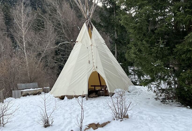 Отель St Michael Alpin Retreat