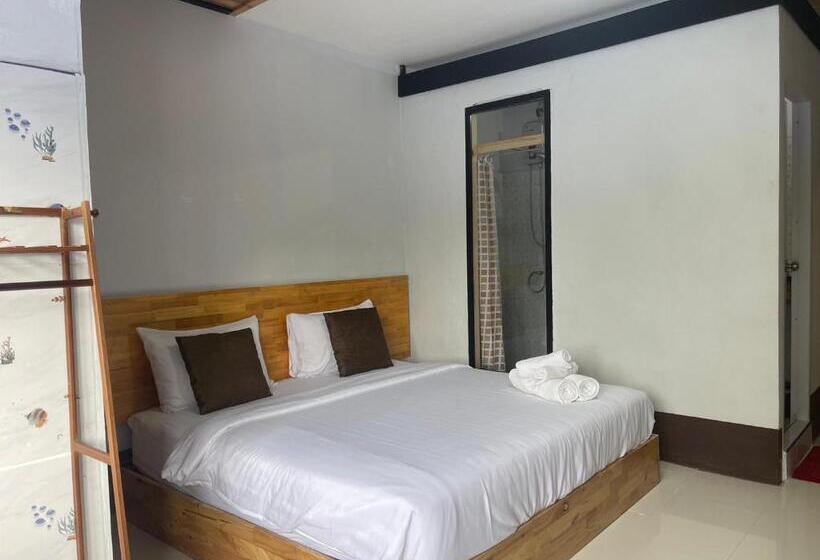 בית מלון כפרי Mookboonchu Guesthouse ,kohmook Trang